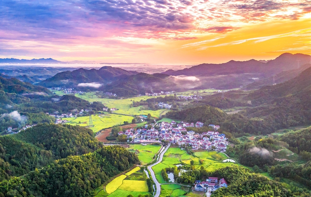 和美乡村入画来