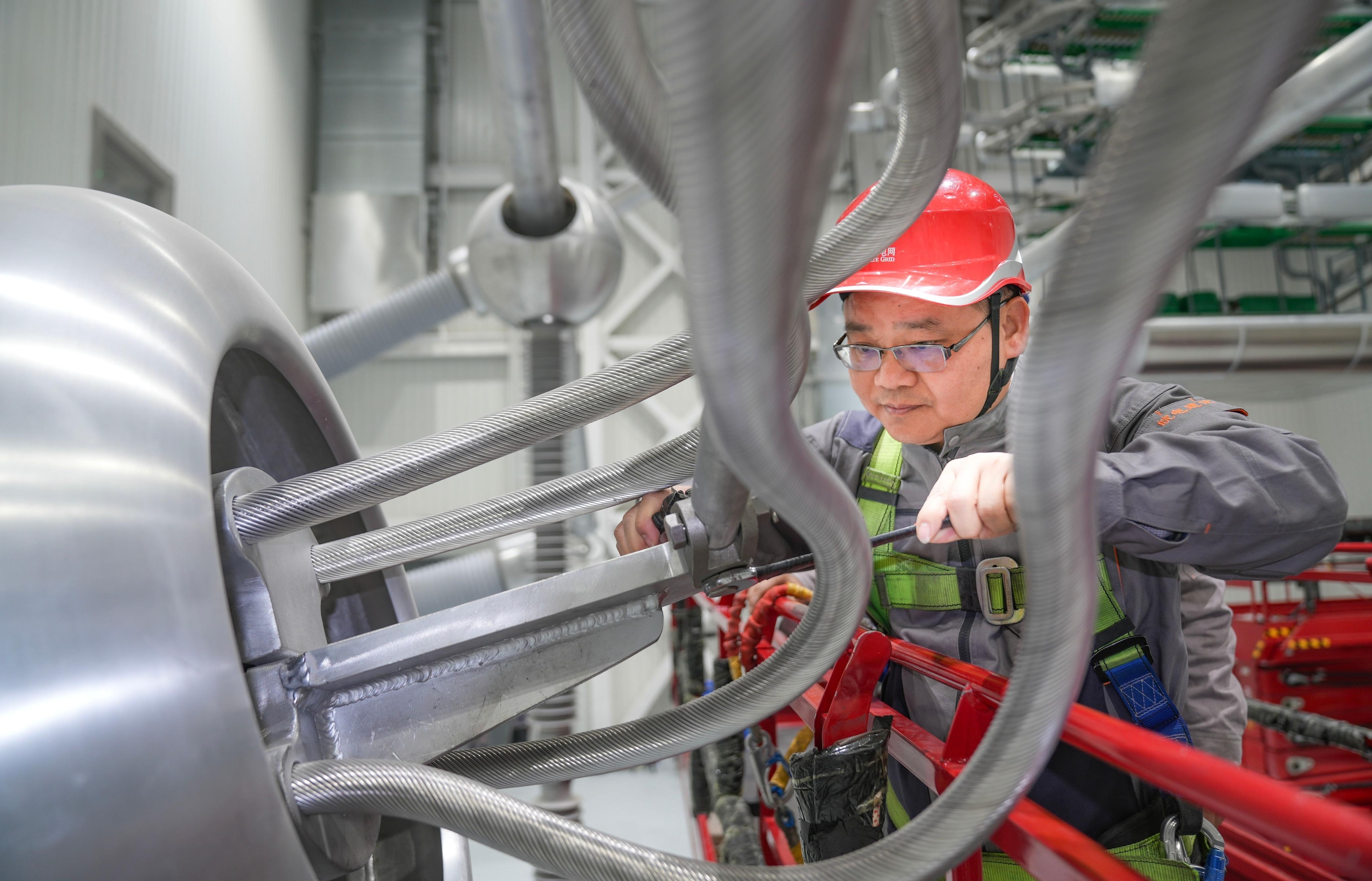 【精益求精铸匠心】王开库：特高压线上的“鲁班”