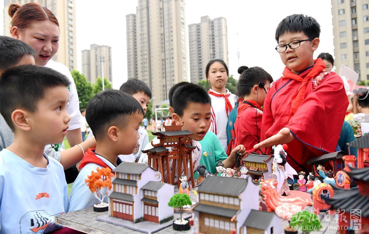 寓教于乐 全面发展