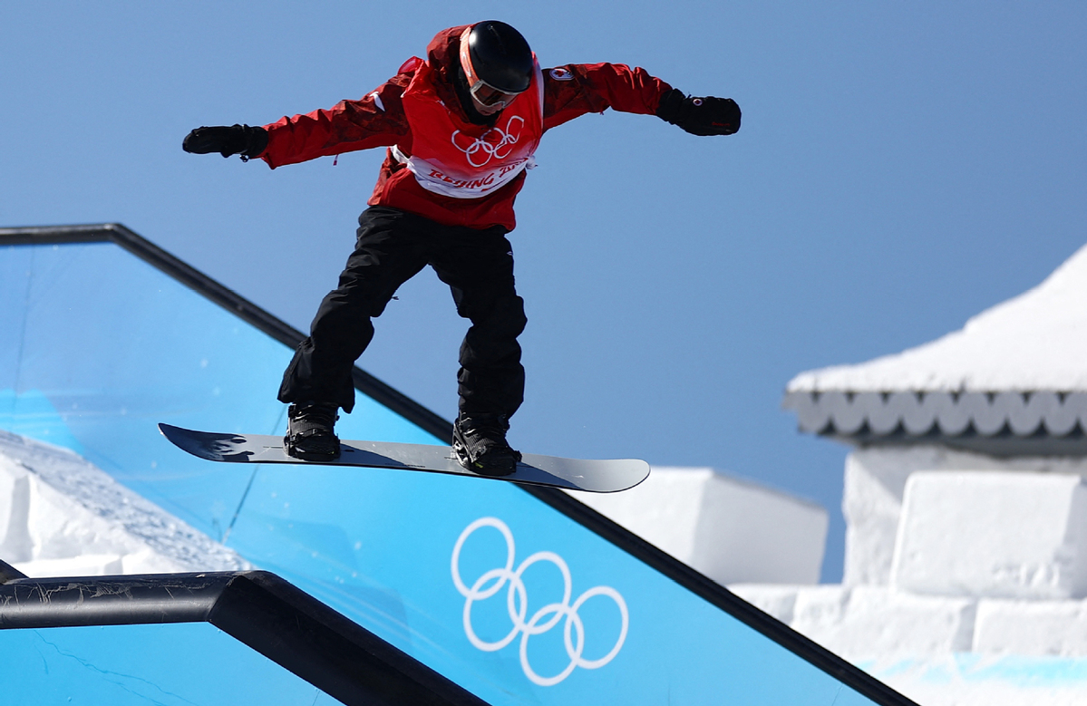 【世界看冬奥】中国熊猫再次出圈！加拿大单板名将的熊猫滑雪板引发全球热潮
