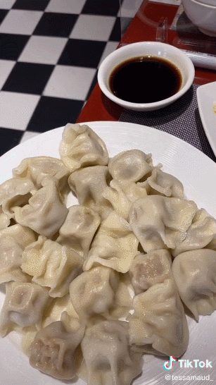 冬奥村美食有多“上头”？网友：馋哭了……