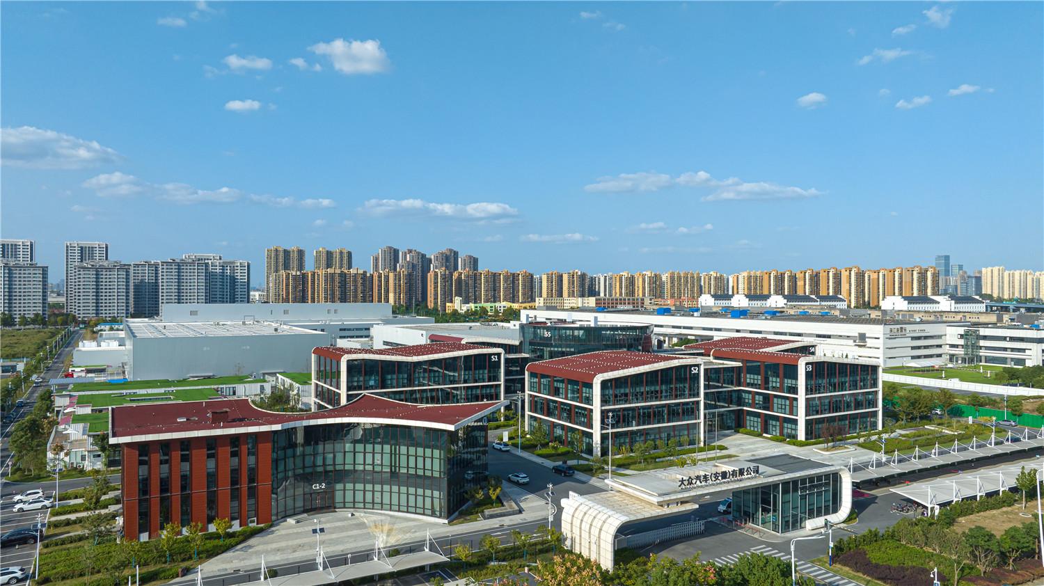 这部条例，如何为新能源汽车产业提速 省汽车办相关负责同志解读《安徽省新能源汽车产业集群发展条例》